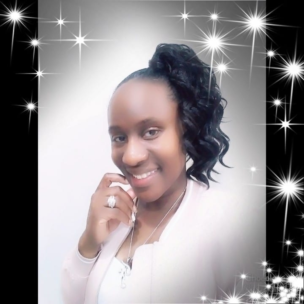 Meet your Posher, Felicia